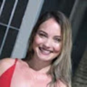 Meet your Posher, Gabriela domingues